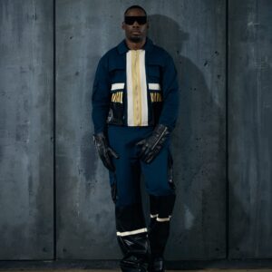 FIELD ISSUE NO. 1 – COMMAND.KIT V1